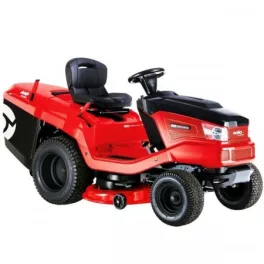 Fűgyűjtős traktor